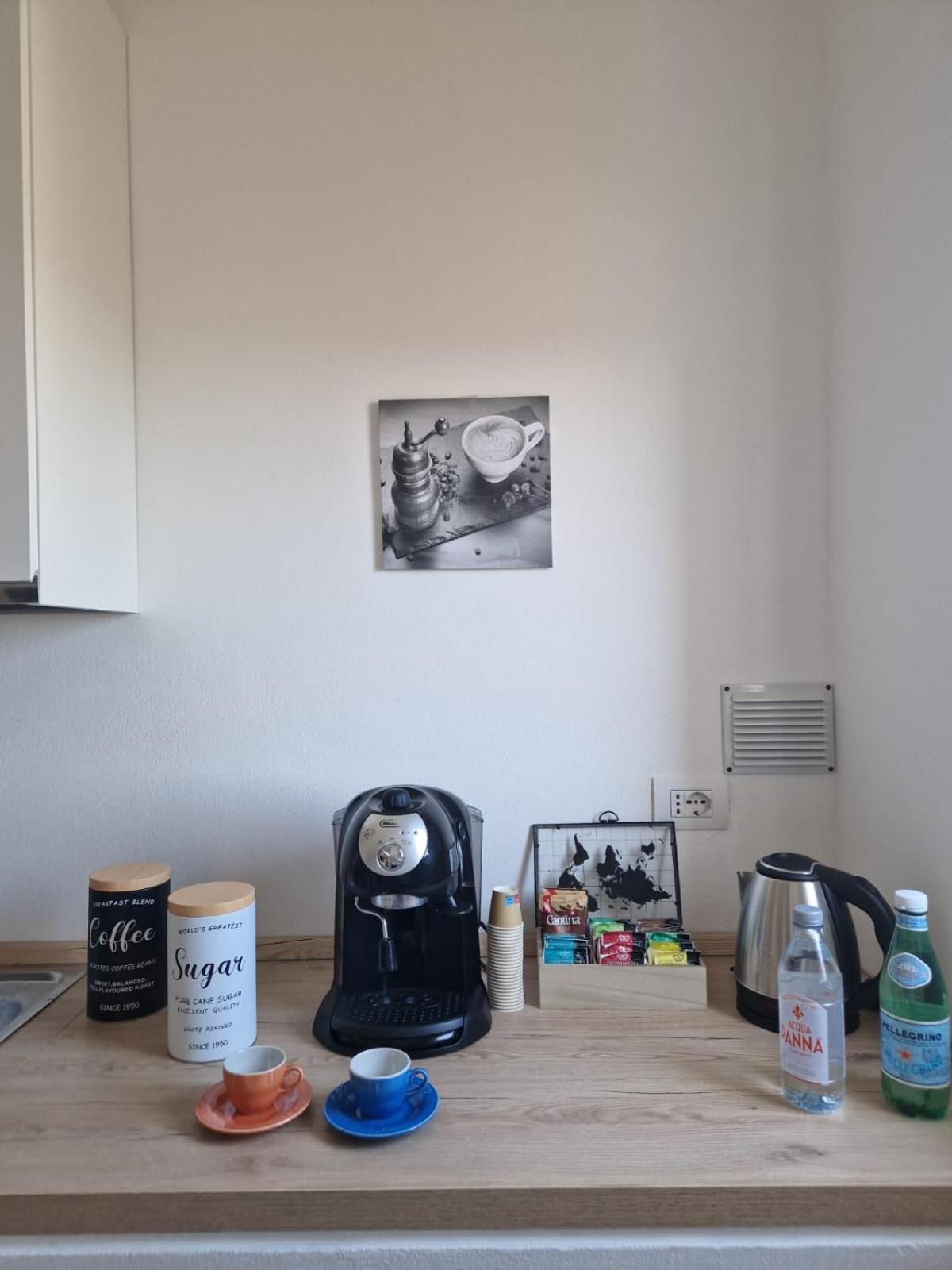 ヴェルバーニアResidenza Luigioアパートメント エクステリア 写真